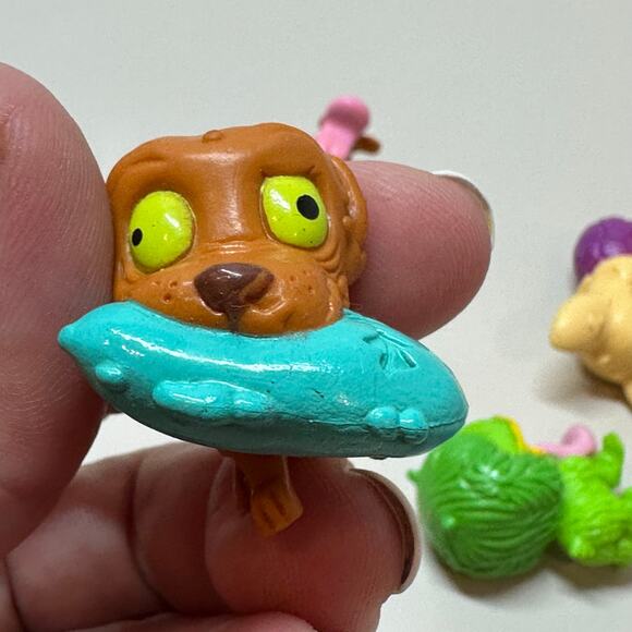 Ugglys Pets Shop Lot of 7 Action Figures Toys Ugly Pets Mini Figure Mixed Lot - Picture 7 of 12